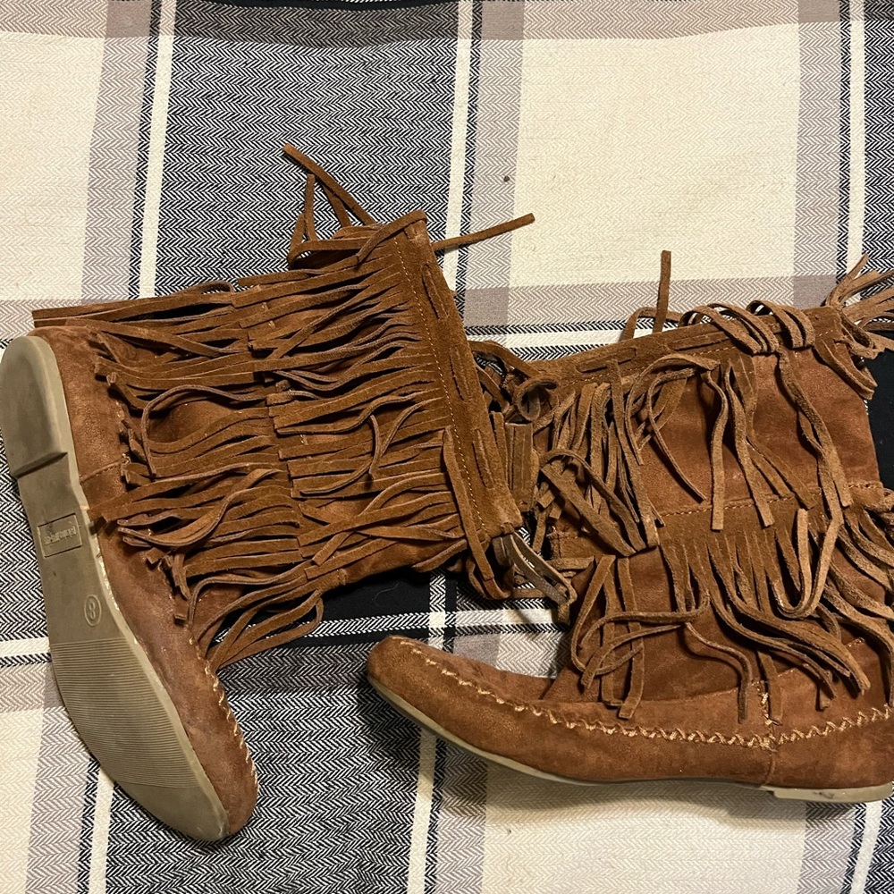 Fringe Suede Boots - Brown